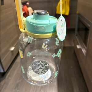 Brand New Starbucks Cold Cup with Strap 1050ml Christmas Gift
